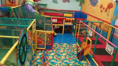 PARQUE DE JUEGOS
